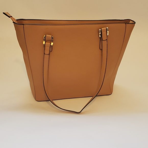 Handbag - Picture 3 of 7